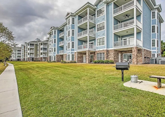 Magnolia Pointe Condo With Community Pool And More!