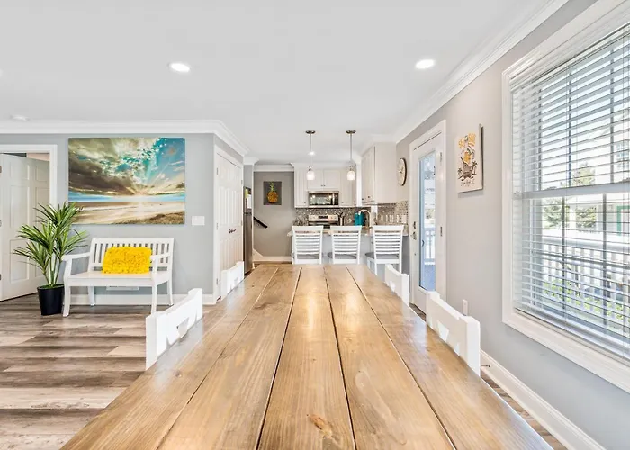 Set Sail Villa Myrtle Beach with Pool