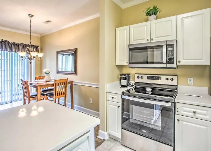 Golfers Paradise Myrtle Beach Condo With Pool!