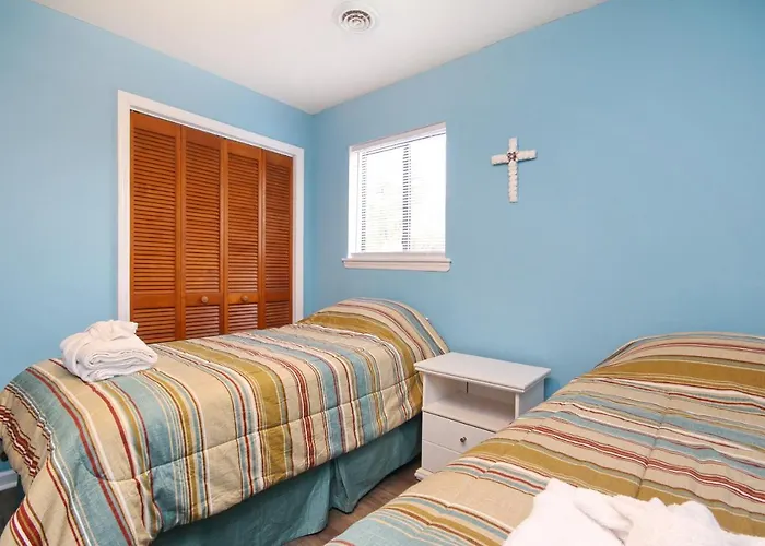 Son'S Dream In Surfside Heaven