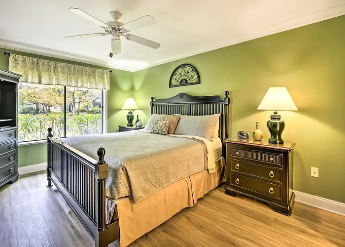 Newly Updated Myrtle Beach Villa With Beach Access!