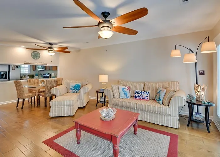 Coastal Vacation Rental - 2 Mi To Huntington Beach Myrtle Beach