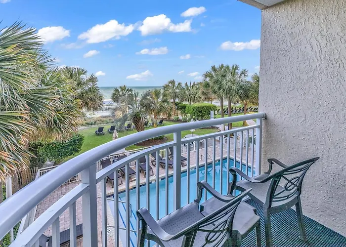 Bright Atmosphere Oceanfront Breakers Sailfish