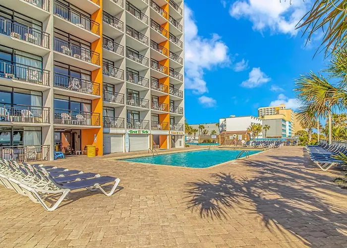 Landmark Resort 714 - Massive Indoor & Outdoor Pools And Lazy Rivers! Sleeps 4! Myrtle Beach