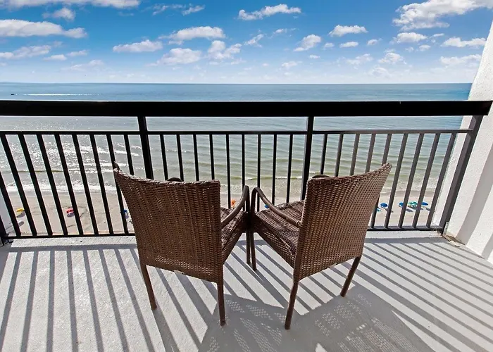 Oceanfront Studio Minutes To Downtown Myrtle Beach Villa