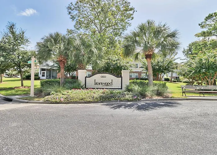 1631 Ironwood Condo