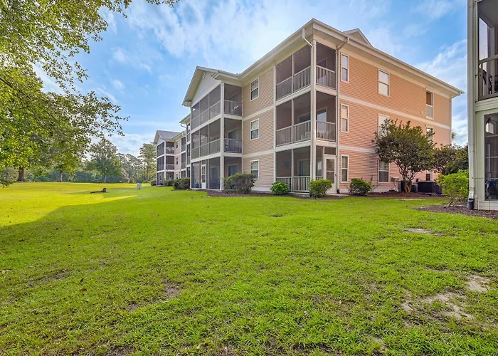 Resort Amenity Access: Chic Myrtle Beach Condo!