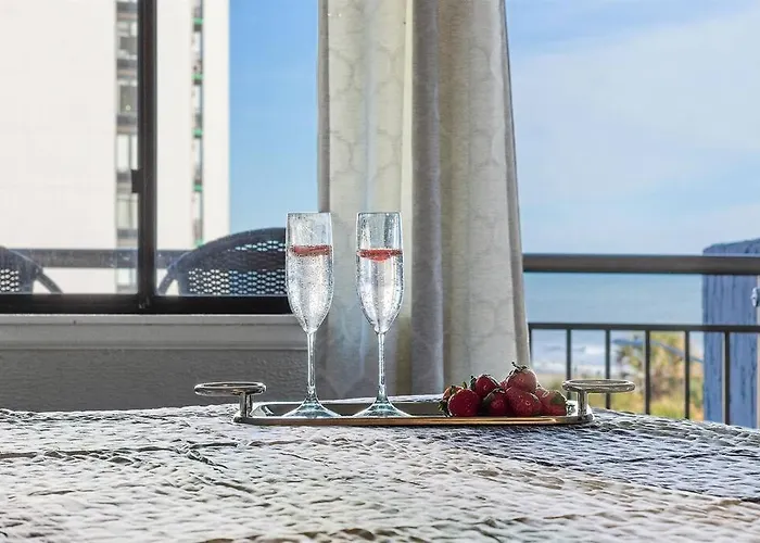Chic & Charming 1Br Oceanview Suite! BW 414