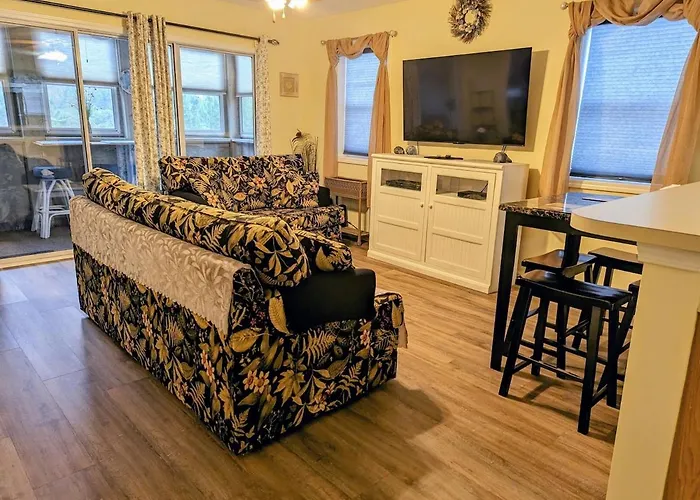 Centrally Located-Pools-Well Equipped Kitchen-Forest Views
