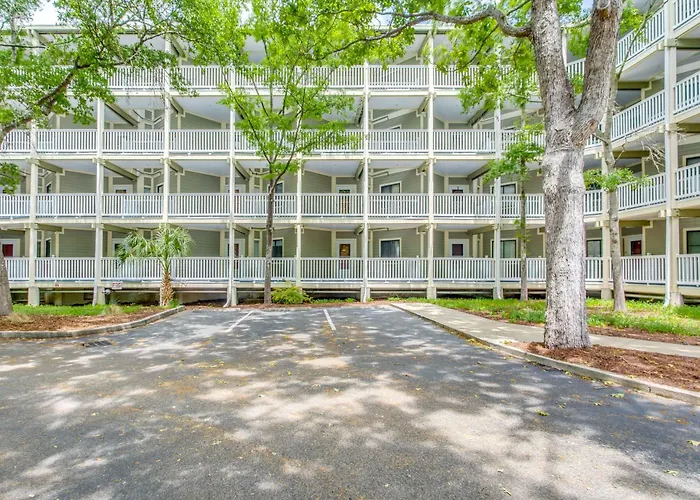 Walk To Beach & Barefoot Landing: Resort Condo!