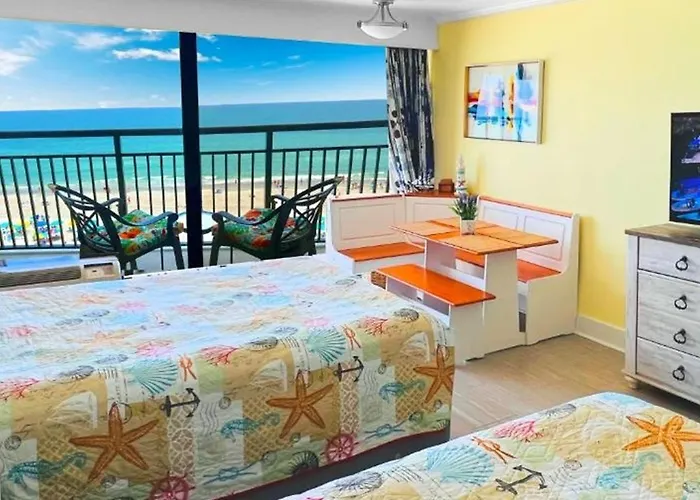 New ! Unique Renovated Oceanfront Condo At Ocean Reef Resort-Free Parking - Amazing Pools