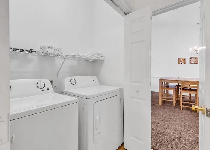 Myrtlewood By Monarch Rentals