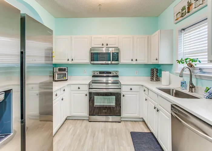 Pet friendly Luxury 1St-Floor Barefoot Resort Condo! Myrtle Beach