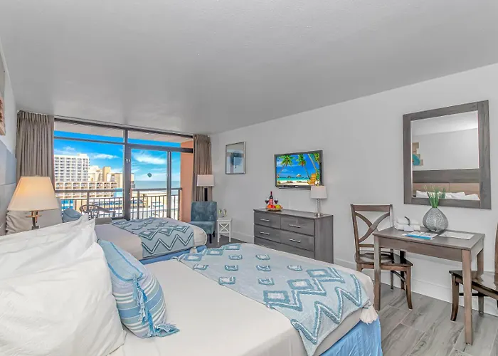 Ocean View Studio Landmark 907