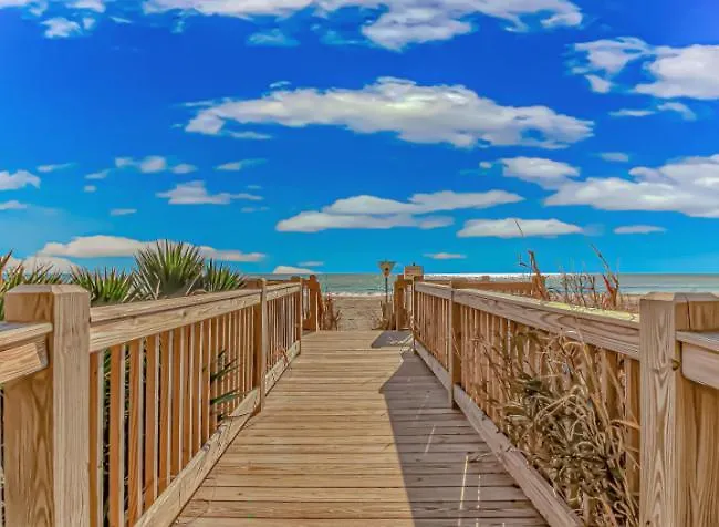 Direct Oceanfront Sea Mist Resort 21105