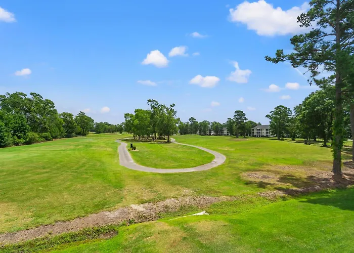 River Oaks Golf Resort